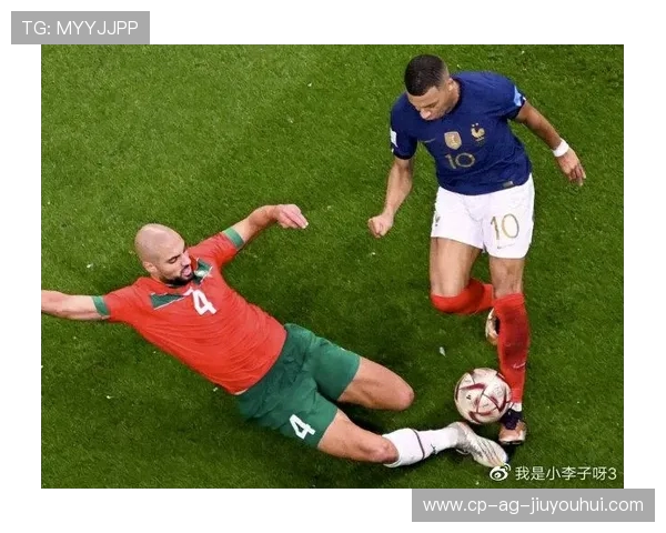 小场足球裁判跑位规则与实战判罚移动策略体系构建探析